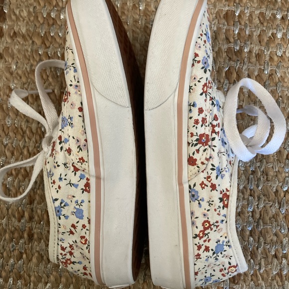 Floral Vans Shoes - Picture 2 of 4